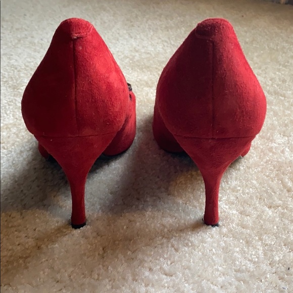 BCBG red suede jeweled peep-toe heels! - Picture 3 of 5